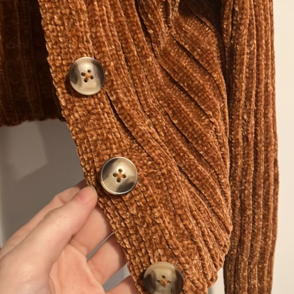 Art Class Cropped Sweater - Picture 3 of 7